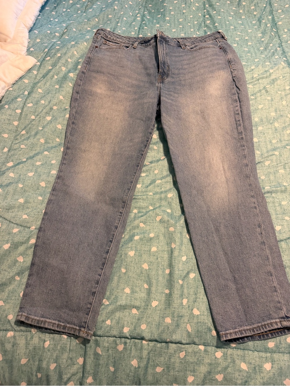 Old Navy SZ 16 Women's Relaxed Light Blue Jeans. MUST BE BUNDLED